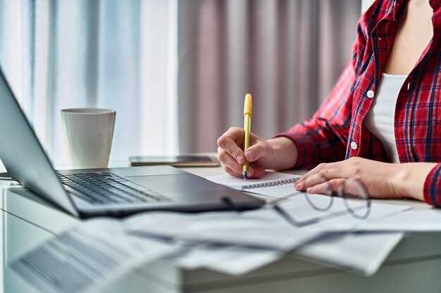 Managing Deadlines and Communication with Your Coursework Writer